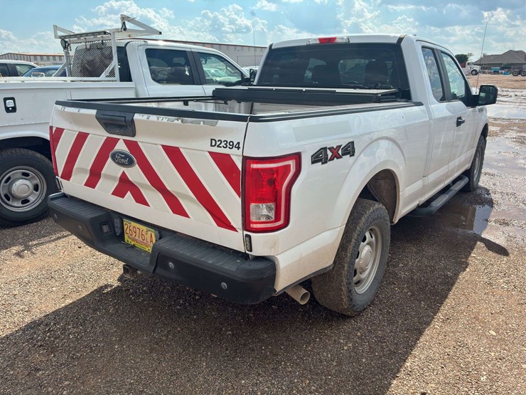 2017-ford-f150-image-3