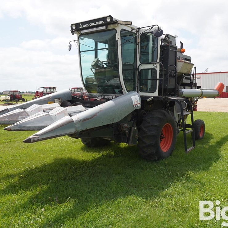 1978 GLEANER K2