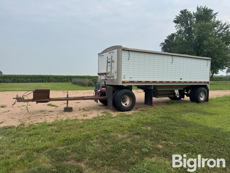 1997-wilson-grain-trailer-image-1