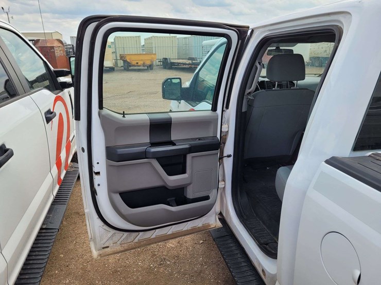 2017-ford-f150-image-5