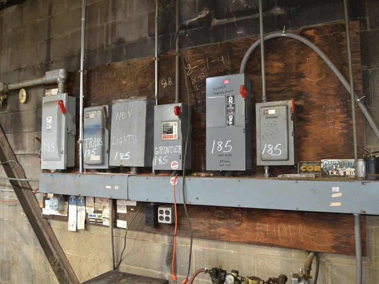 electrical-panel-w/-1-square-d-30kva-transformers-w/-sts-25kva-transformer-w/-3-30amp-disconnect-w/3-60amp-disconnect-w/1-200-amp-disconnect-w/-panel-board-image-1