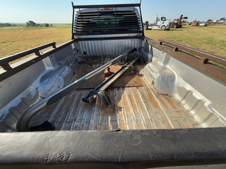 2011-ford-f250-image-9
