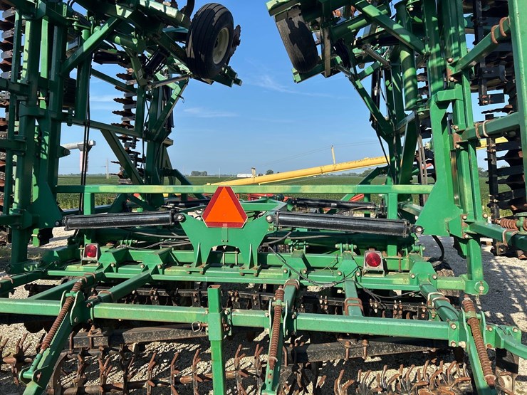 great-plains-4000-image-23