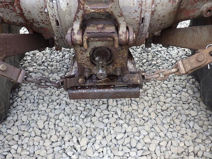massey-ferguson-255-image-8