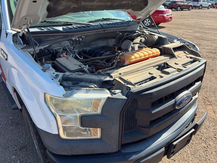 2015-ford-f150-lariat-image-12