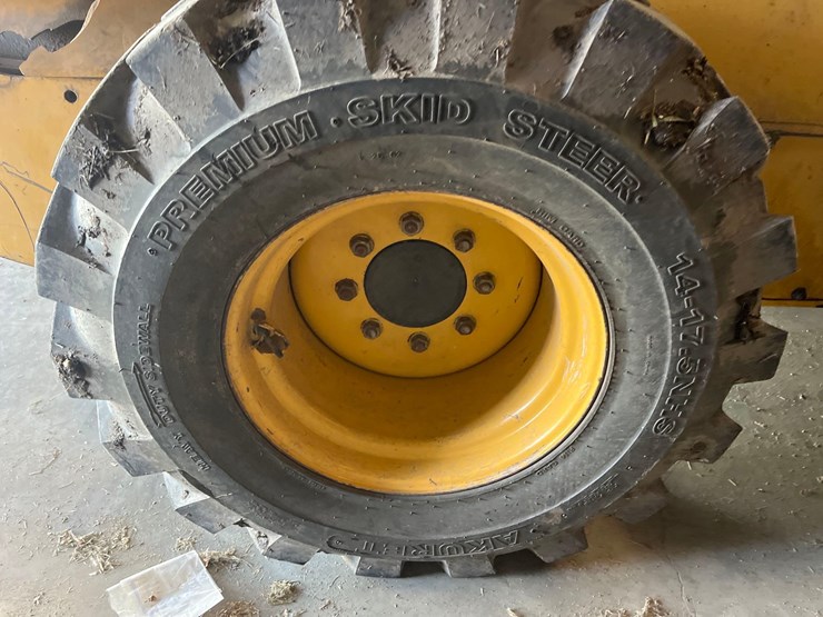john-deere-270-image-6