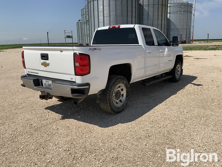 2015-chevrolet-2500-image-5