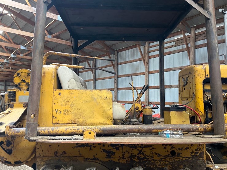 caterpillar-d8-image-27