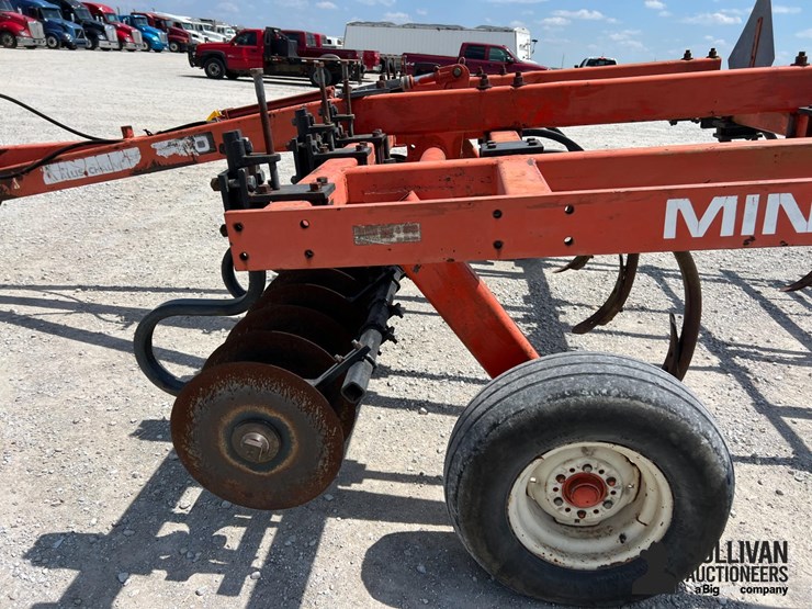 allis-chalmers-1500-image-12