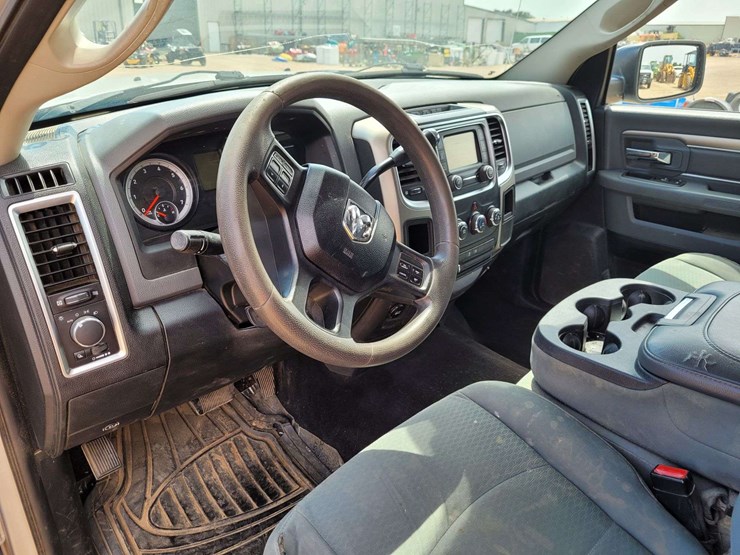 2014-ram-2500-slt-image-9