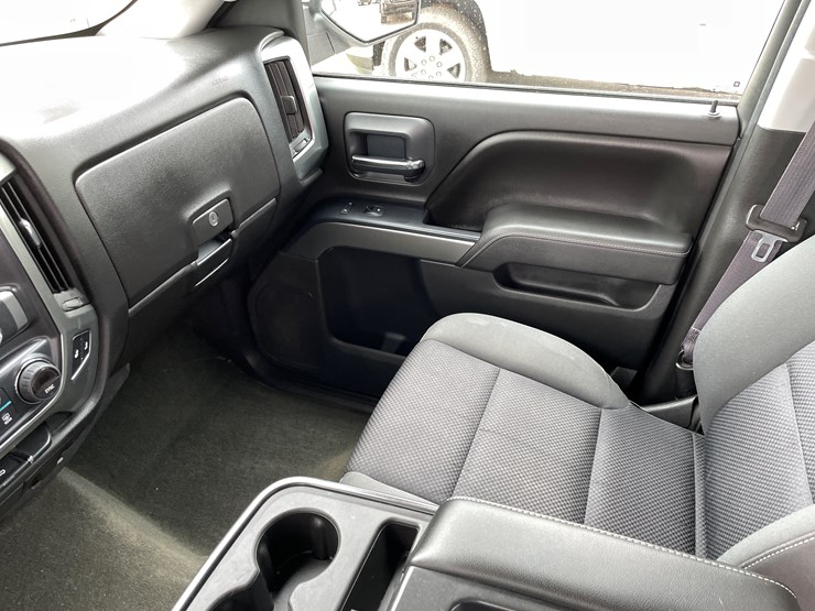 2015-chevrolet-silverado-1500-image-57