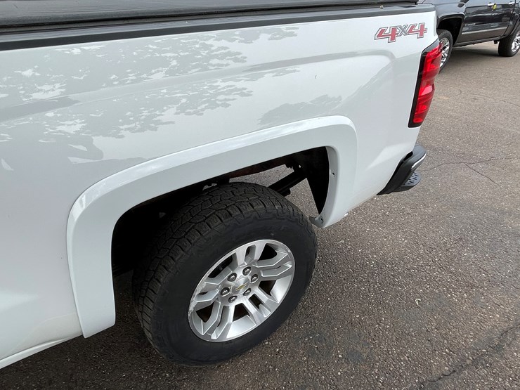 2015-chevrolet-silverado-1500-image-26
