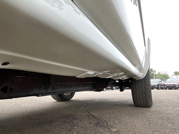 2015-chevrolet-silverado-1500-image-21