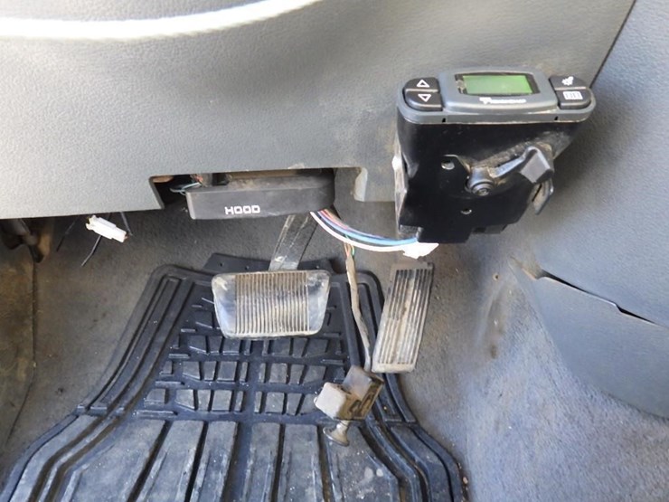 2006-dodge-ram-3500-image-30