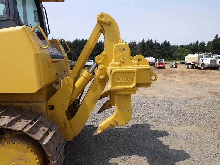 deere-750j-lt-image-15