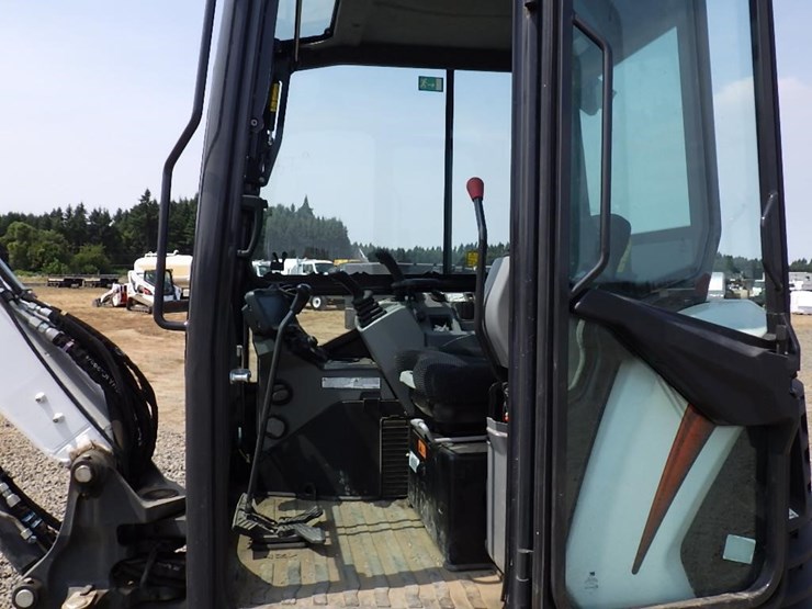 2022-bobcat-e42-image-23