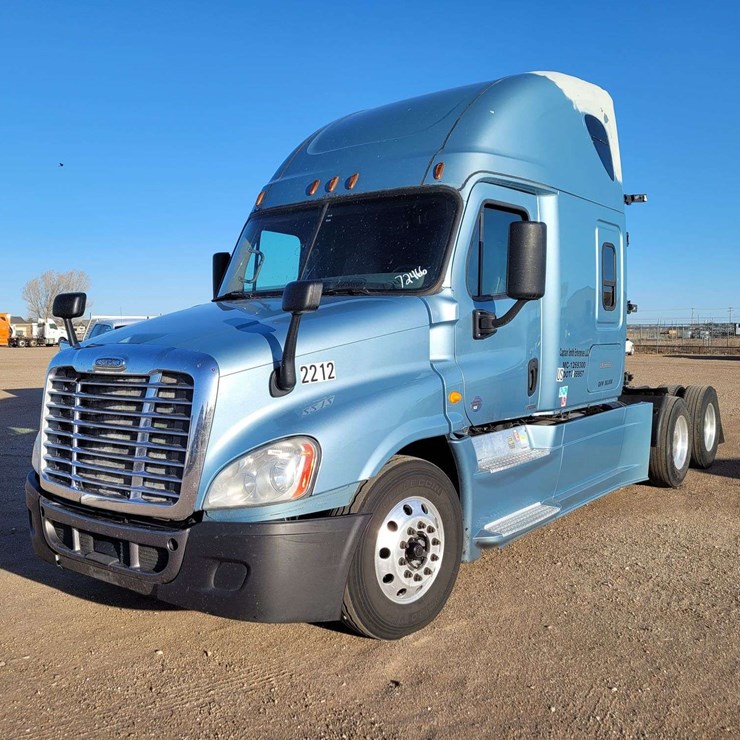2014 FREIGHTLINER CASCADIA 125
