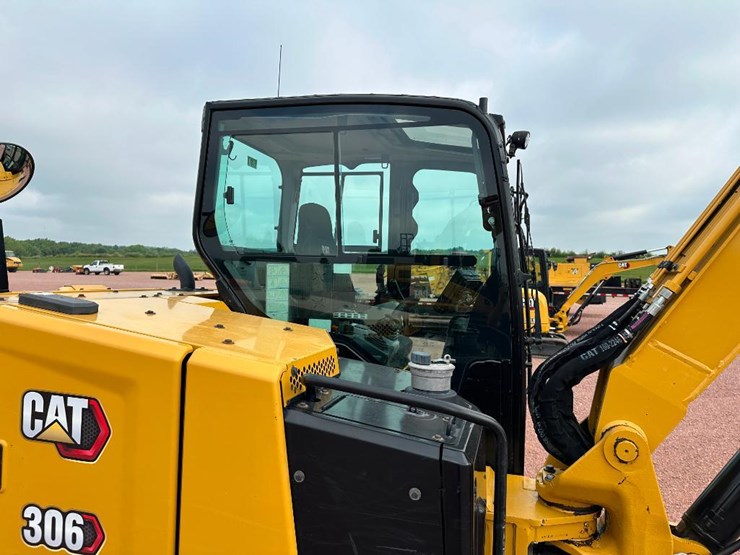2020-caterpillar-306-cr-image-19