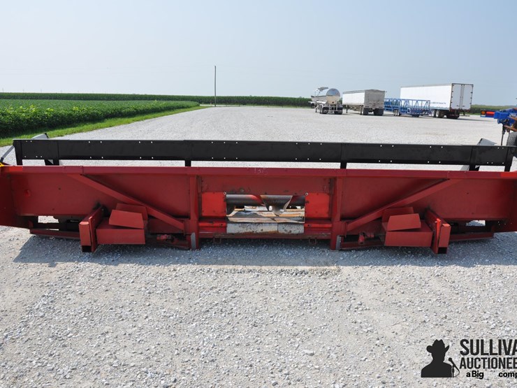 case-ih-1064-image-6