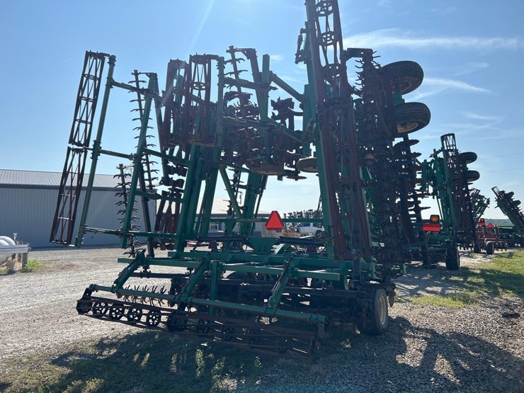 great-plains-4000-image-3