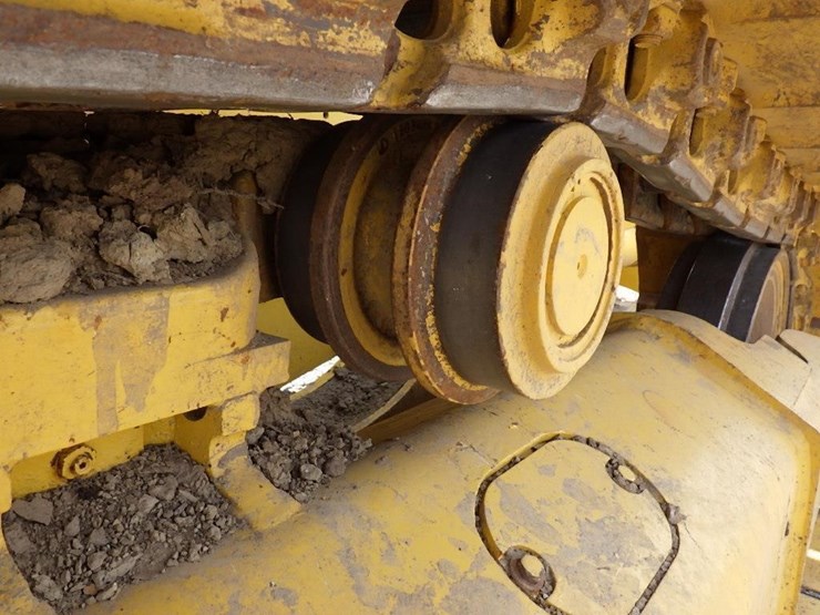 deere-750j-lt-image-49