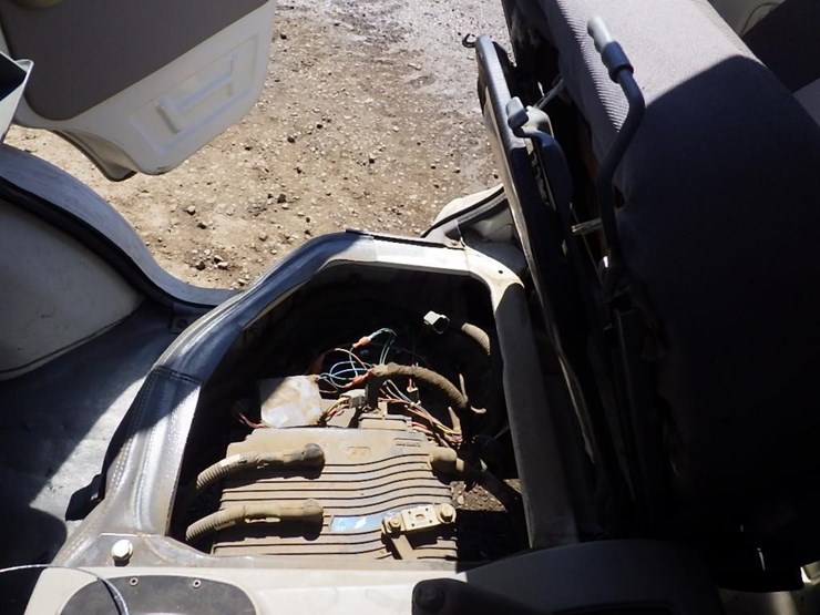 2008-miles-zx40st-image-43