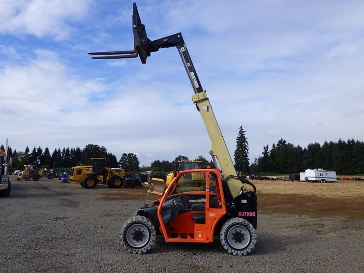 2017-jlg-g5-18a-image-6
