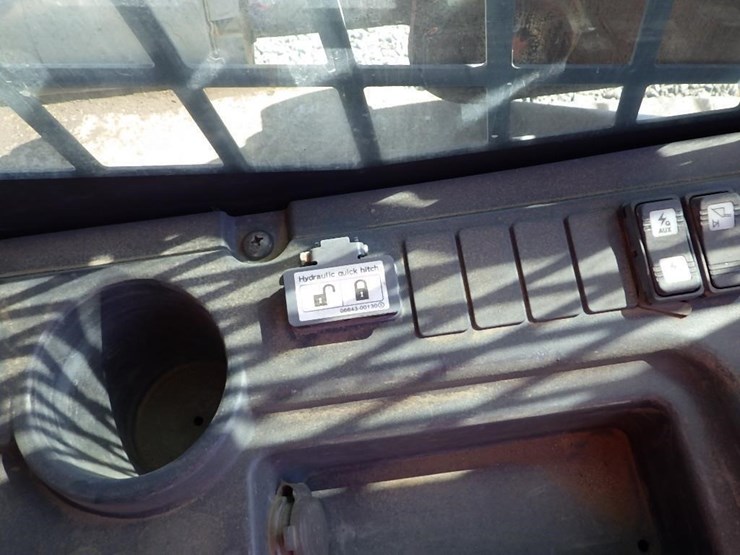 takeuchi-tl12r2-image-17