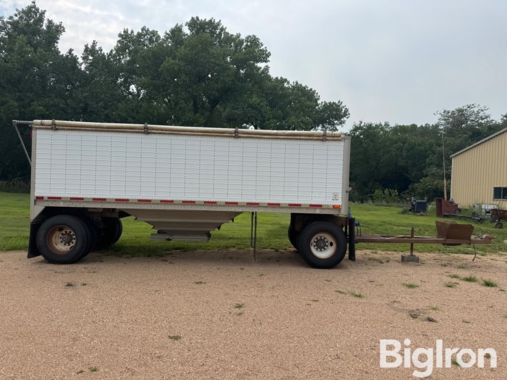 1997-wilson-grain-trailer-image-4