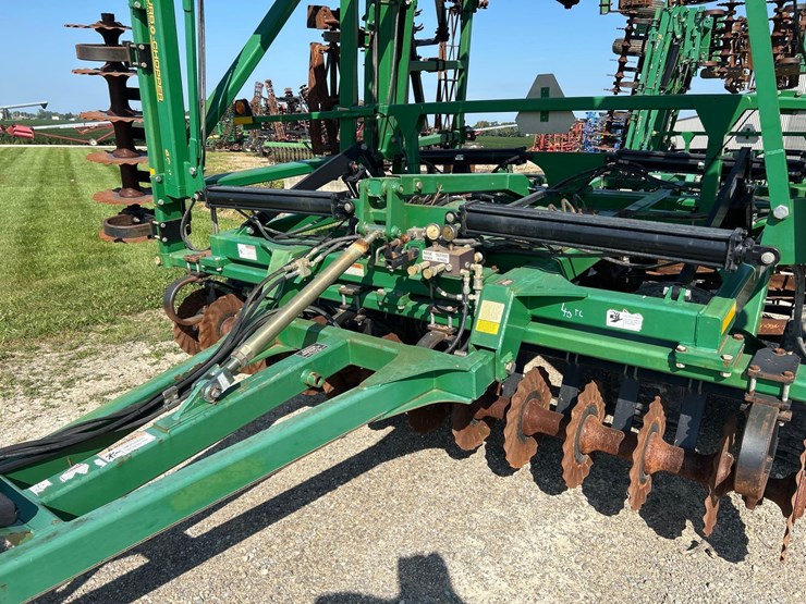 great-plains-4000-image-7