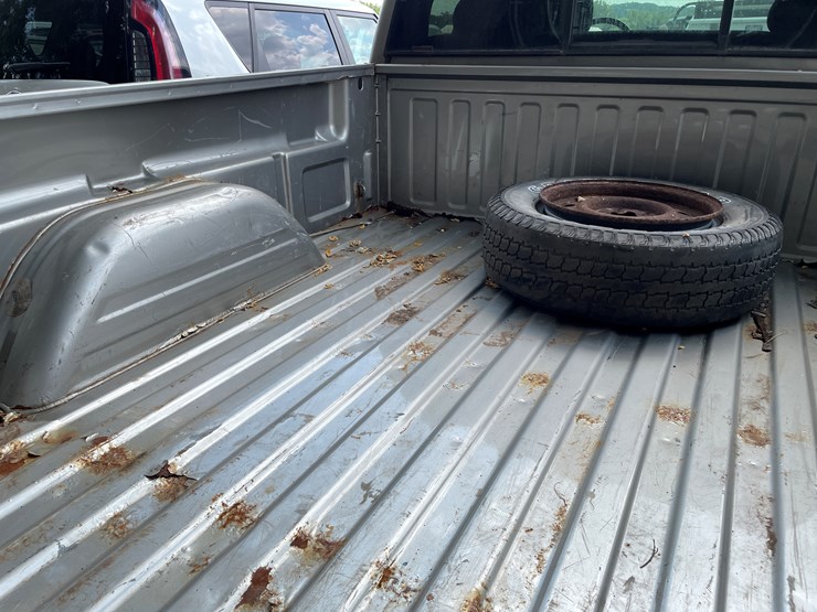 2003-chevrolet-silverado-1500-image-38