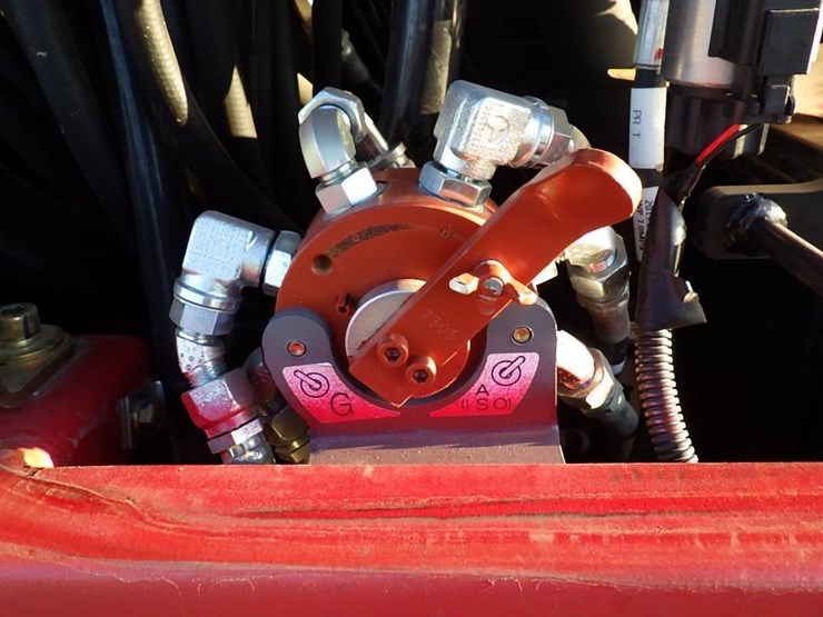 2019-takeuchi-tb230-image-20