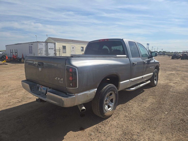 2005-dodge-ram-1500-image-3