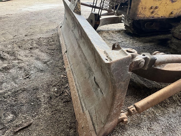 caterpillar-d8-image-14