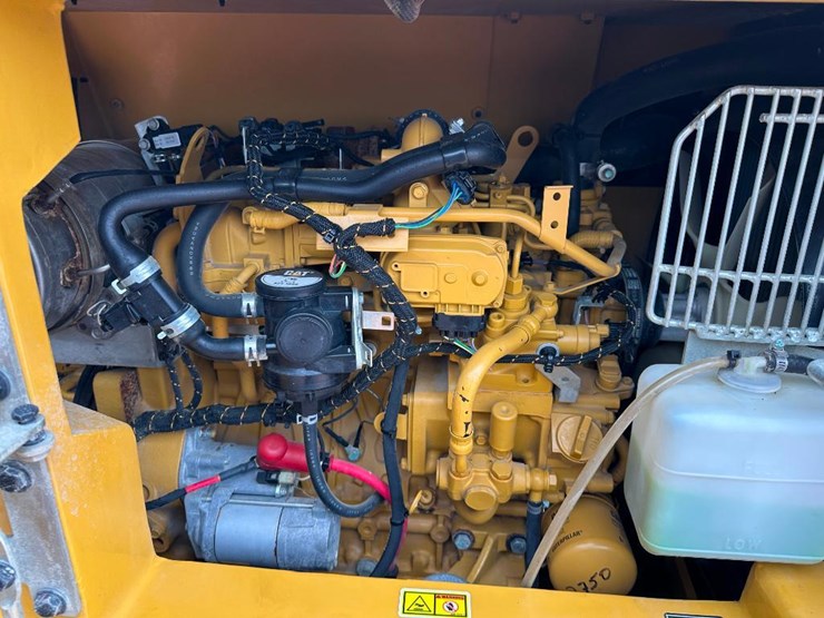 2020-caterpillar-306-cr-image-44