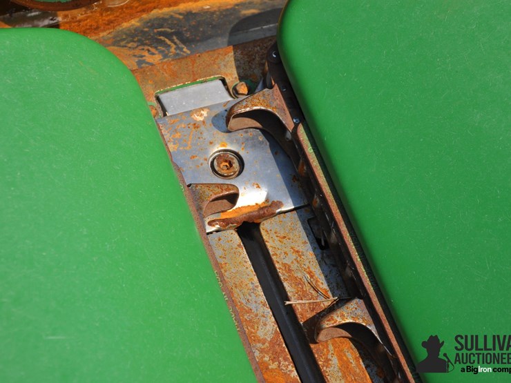 2008-john-deere-608c-image-19