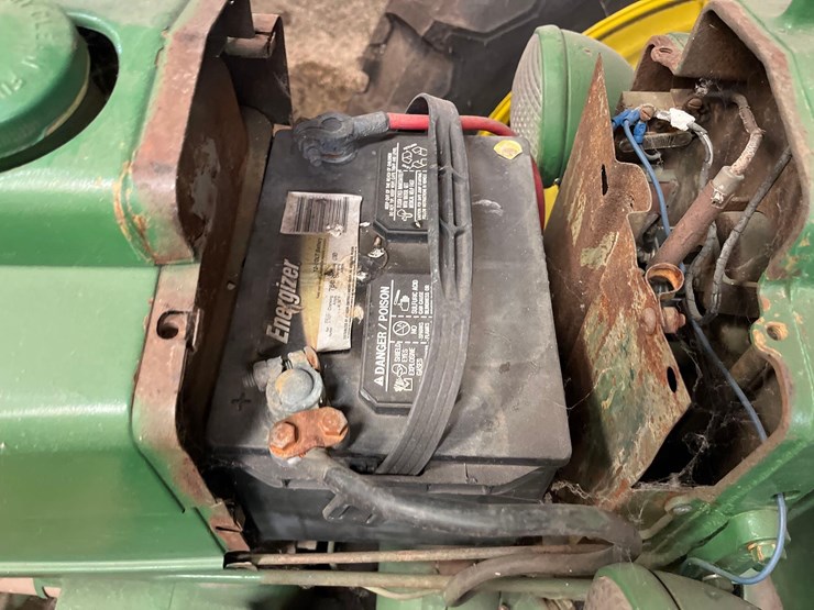 john-deere-b-image-16