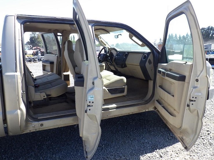 2008-ford-f350-image-13
