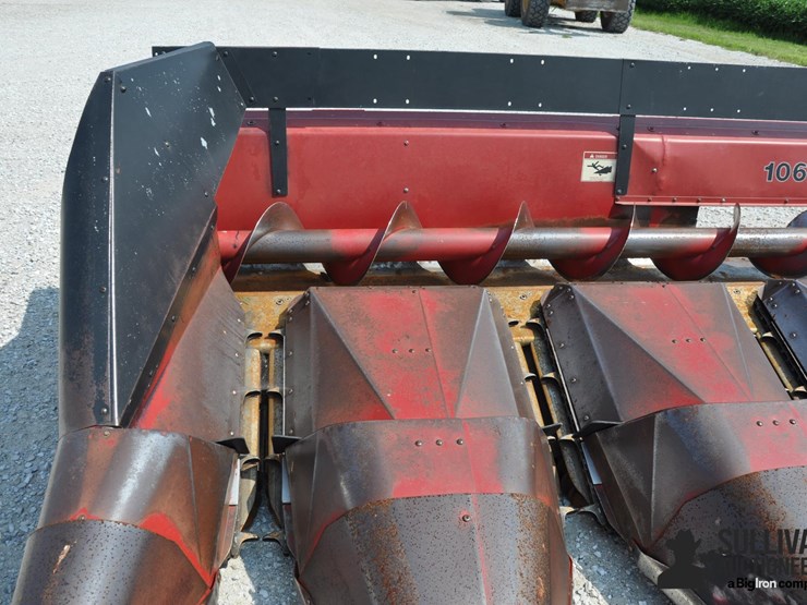 case-ih-1064-image-10