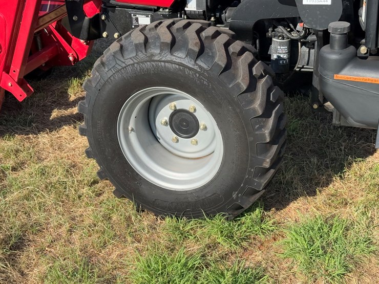 mahindra-2555-image-5