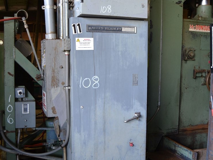 allen-bradley-250hp-transformer-style-starter-w/-400-amp-disconnect-image-1