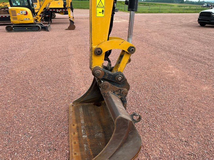 2020-caterpillar-306-cr-image-33