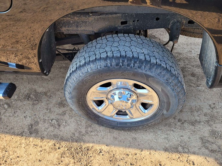 2016-ram-2500-tradesman-image-19