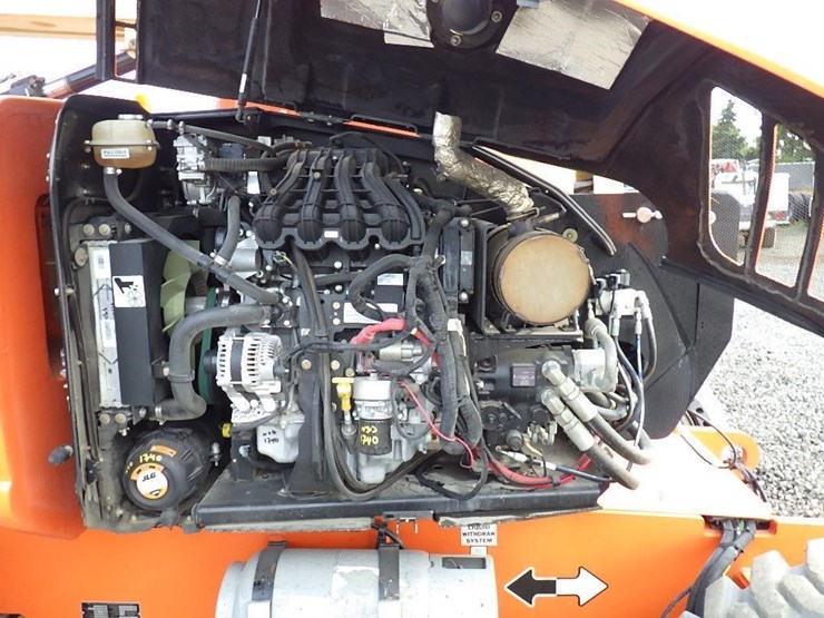 2017-jlg-600ajn-image-23