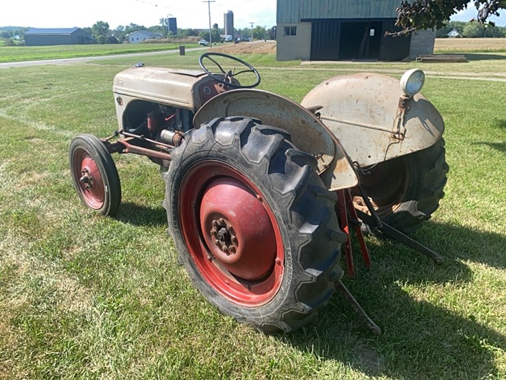 1947-ford-2n-image-6