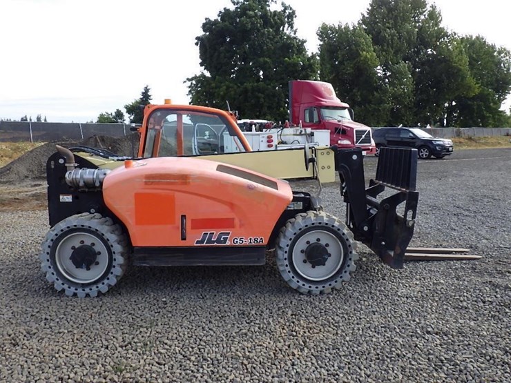 2017-jlg-g5-18a-image-3