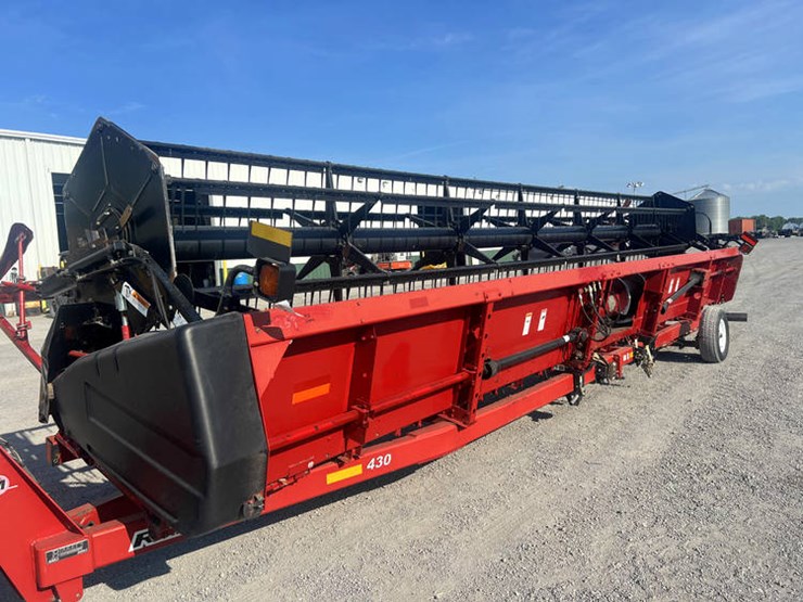 2004-case-ih-1020-image-1