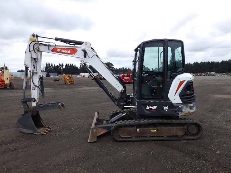 2020-bobcat-e42-image-6