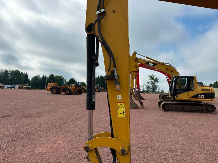 2020-caterpillar-306-cr-image-39