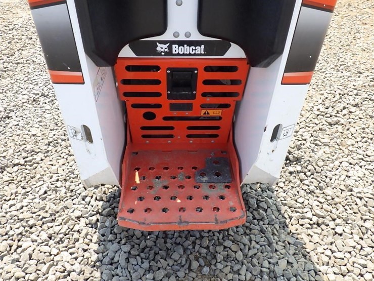 2023-bobcat-mt100-image-15